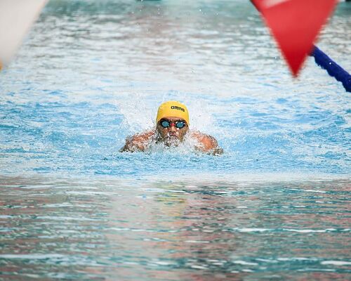 action-active-dug-out-pool-exercise
