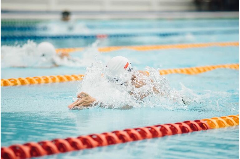 swimming-swimmer-exercise-fitness