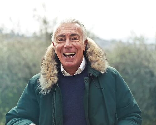 60-70-years-jacket-landscape-old