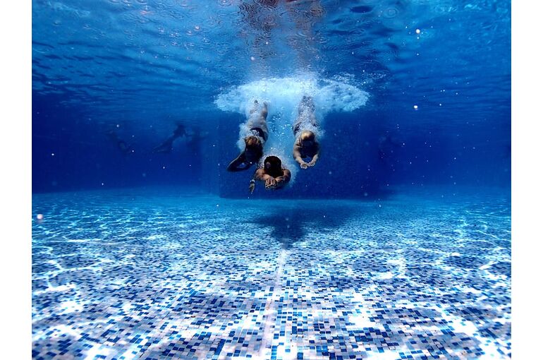 pool-person-water-swim