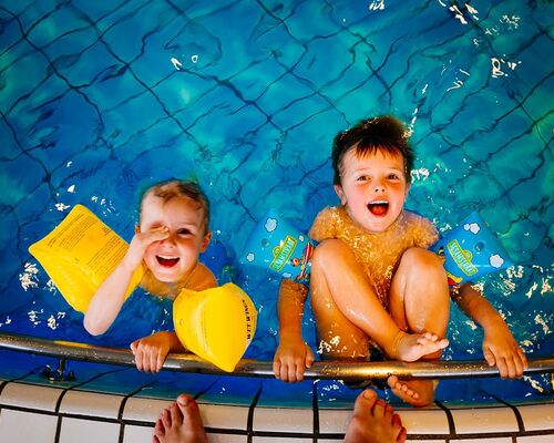 swimming-children-pool-boys